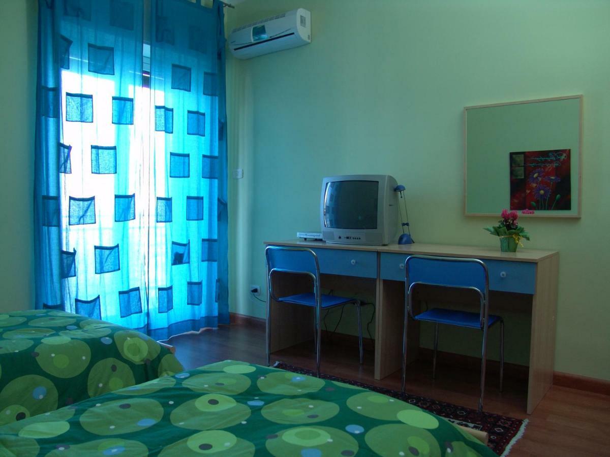 I Colori Di Sara Bed & Breakfast Catania Ngoại thất bức ảnh